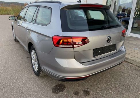 Volkswagen Passat Variant, 2022