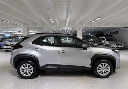 Toyota Yaris Cross, 2024 3