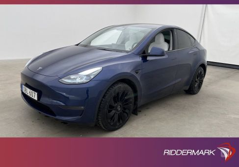 Tesla Model Y, 2023