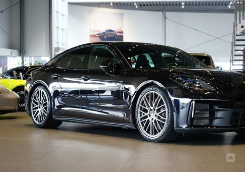 Porsche Panamera, 2024