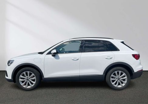 Audi Q3, 2023 2