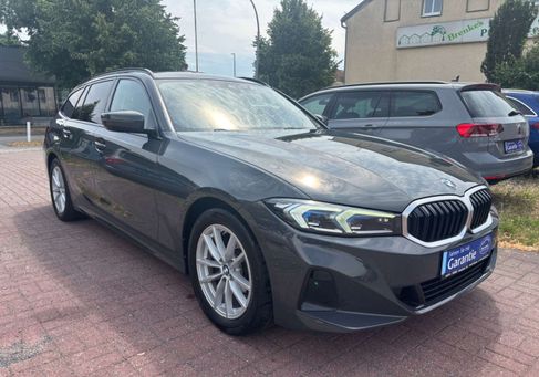 BMW 318, 2023