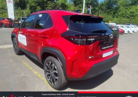 Toyota Yaris Cross, 2025