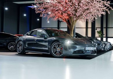 Porsche Taycan, 2020