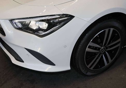 Mercedes-Benz CLA 250, 2022