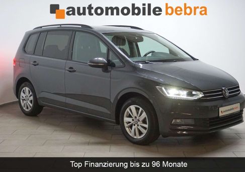Volkswagen Touran, 2024 3