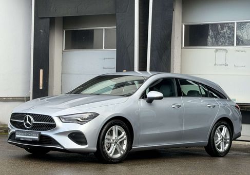 Mercedes-Benz CLA 180, 2024
