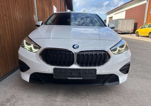 BMW 218, 2023 2