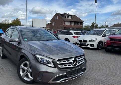 Mercedes-Benz GLA 220, 2018