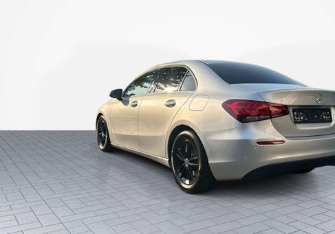 Mercedes-Benz A 180, 2020