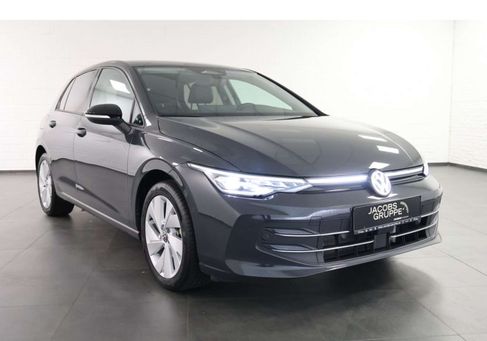 Volkswagen Golf, 2025