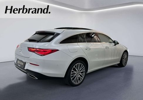 Mercedes-Benz CLA 250, 2022