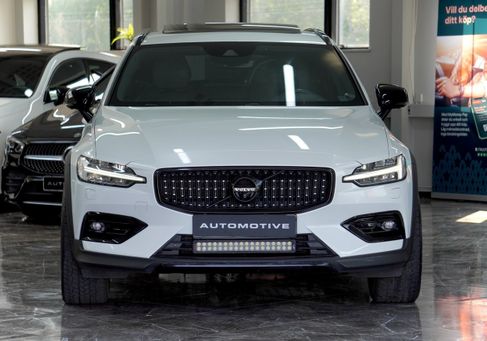 Volvo V60 Cross Country, 2020