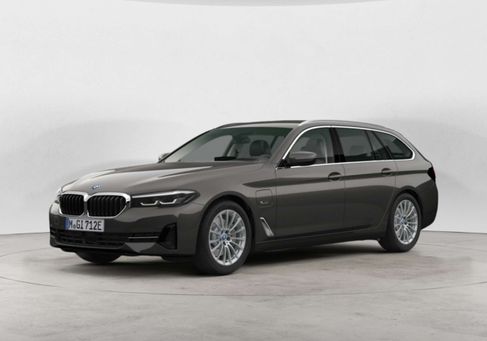 BMW 530, 2022