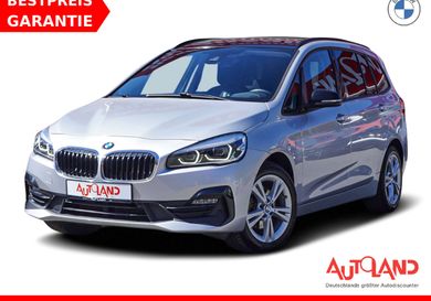 BMW 216, 2019