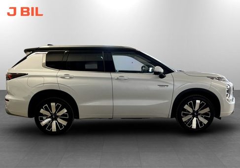 Mitsubishi, 2025