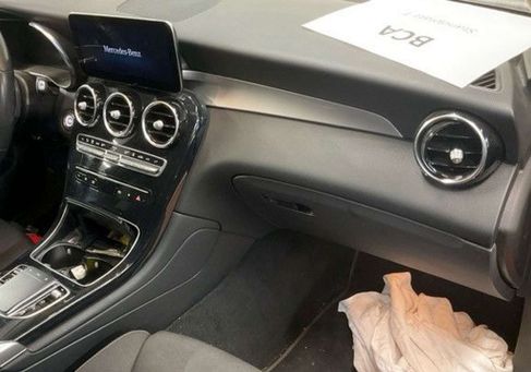 Mercedes-Benz GLC 300, 2021