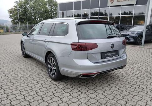 Volkswagen Passat, 2022