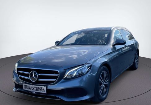 Mercedes-Benz E 200, 2020 2