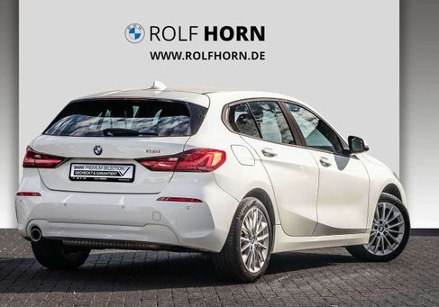 BMW 118, 2022