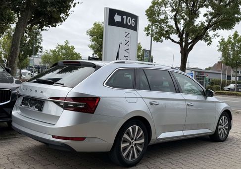 Skoda Superb, 2023 3