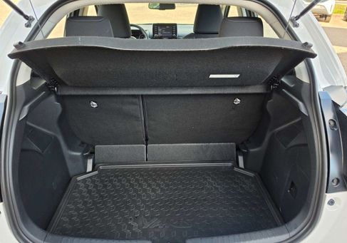 Toyota Yaris, 2022 3