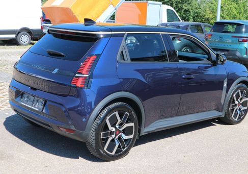 Renault R 5, 2025