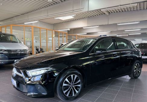 Mercedes-Benz A 180, 2023