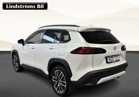 Toyota Corolla Cross, 2025 3