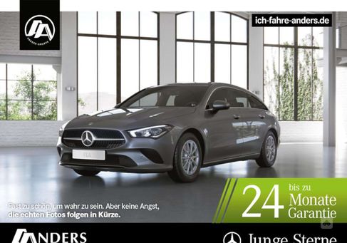 Mercedes-Benz CLA 180, 2022