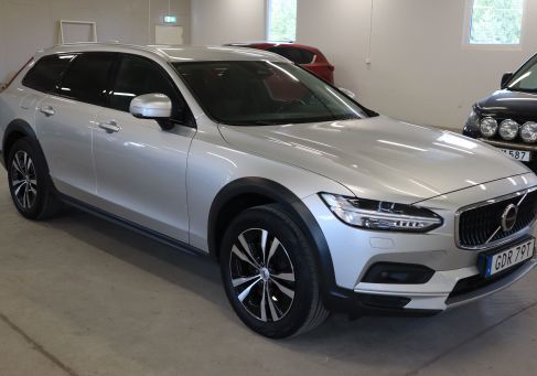 Volvo V90 Cross Country, 2022