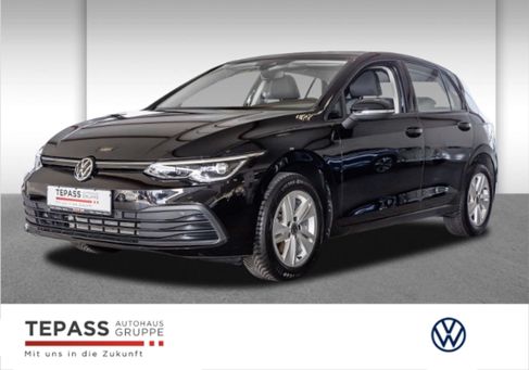 Volkswagen Golf, 2022
