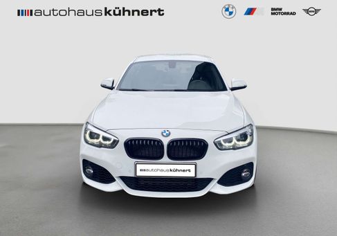 BMW 118, 2018