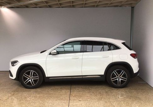 Mercedes-Benz GLA 250, 2020