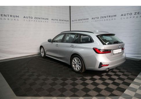BMW 318, 2020