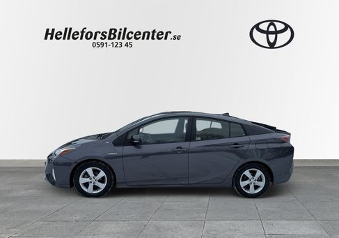 Toyota Prius, 2016