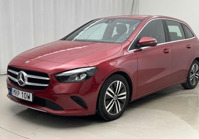 Mercedes-Benz B 180, 2022