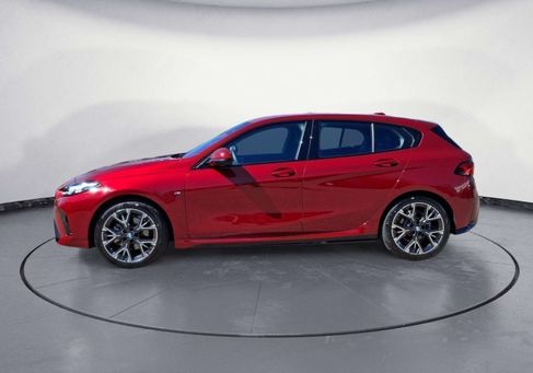 BMW 120, 2025
