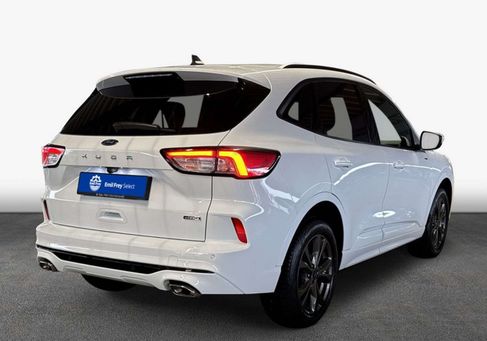 Ford Kuga, 2022
