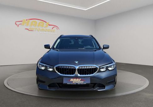 BMW 318, 2021