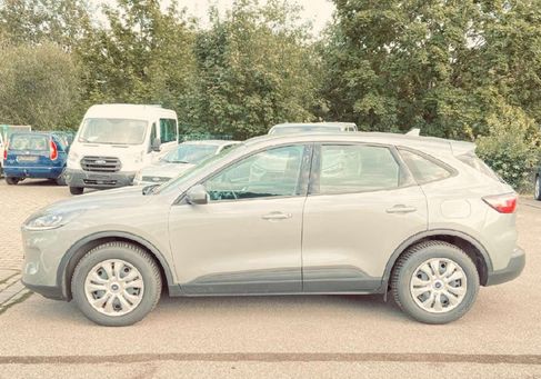 Ford Kuga, 2022