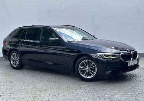 BMW 520, 2023 3