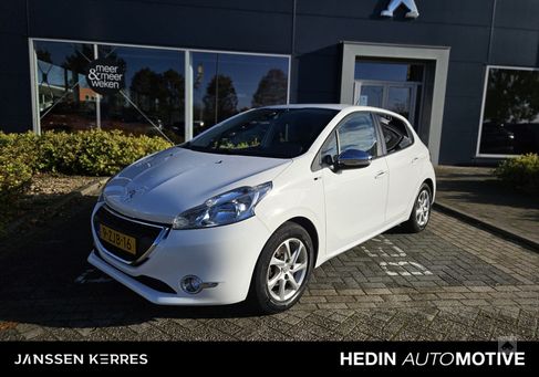 Peugeot 208, 2015