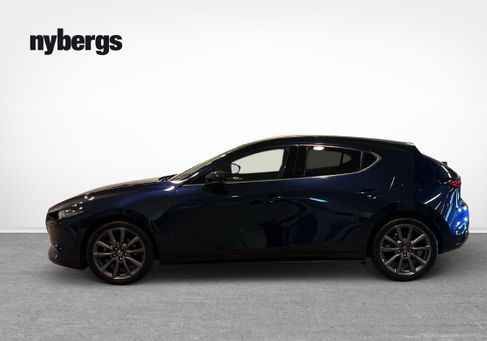 Mazda 3, 2022