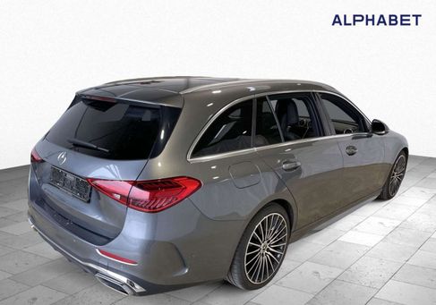Mercedes-Benz 220, 2023