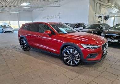 Volvo V60 Cross Country, 2022