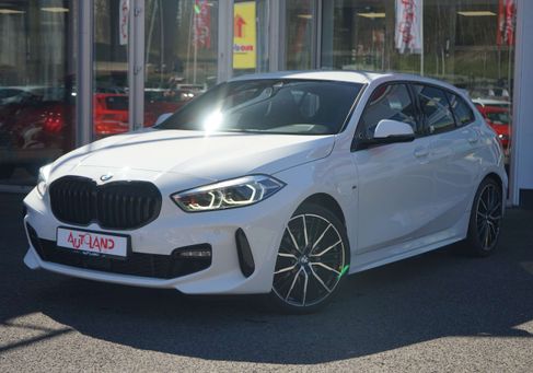 BMW 118, 2020