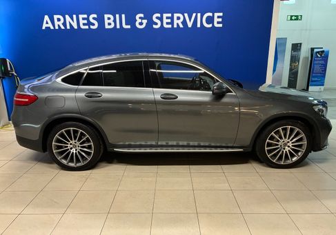 Mercedes-Benz GLC 220, 2019 3