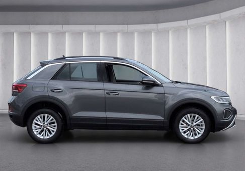 Volkswagen T-Roc, 2025 3