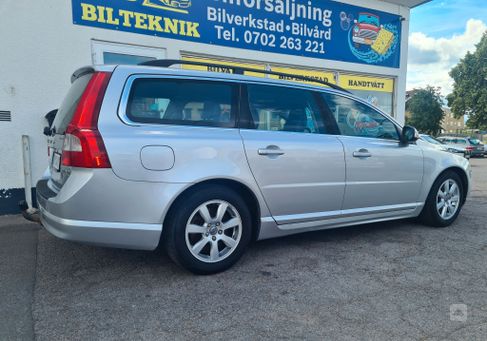 Volvo V70, 2011